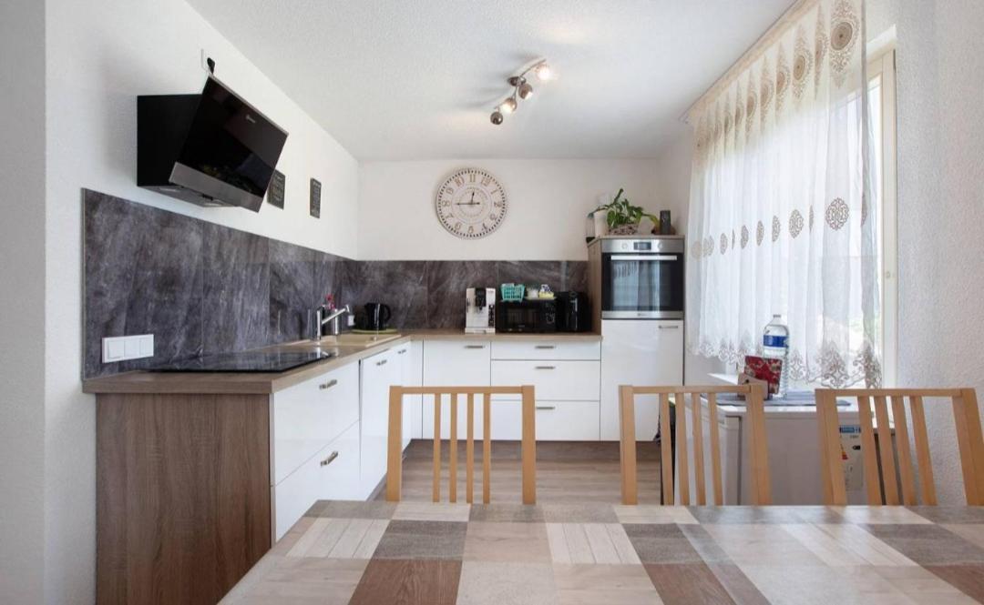 Ferienhaus Ayna, Direkt An Der Schweizer Grenze Bad Säckingen Eksteriør bilde